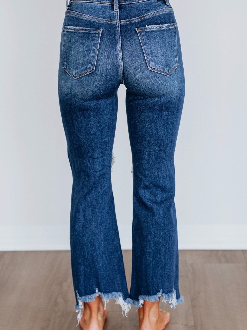 Women's Distressed Cropped Jeans in Medium Blue Wash - Picture 4 of 11